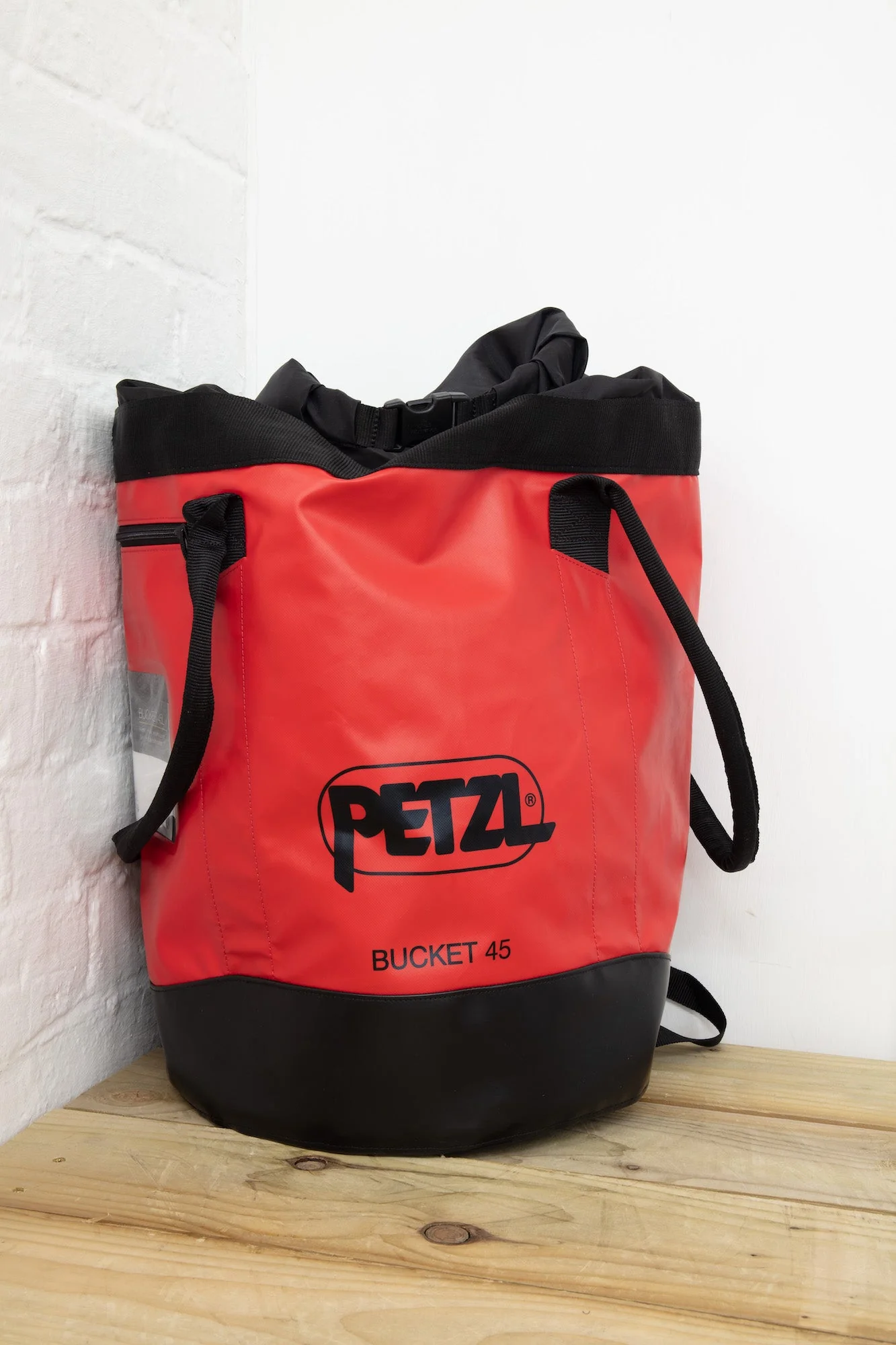 Petzl - Bucket - Image 14